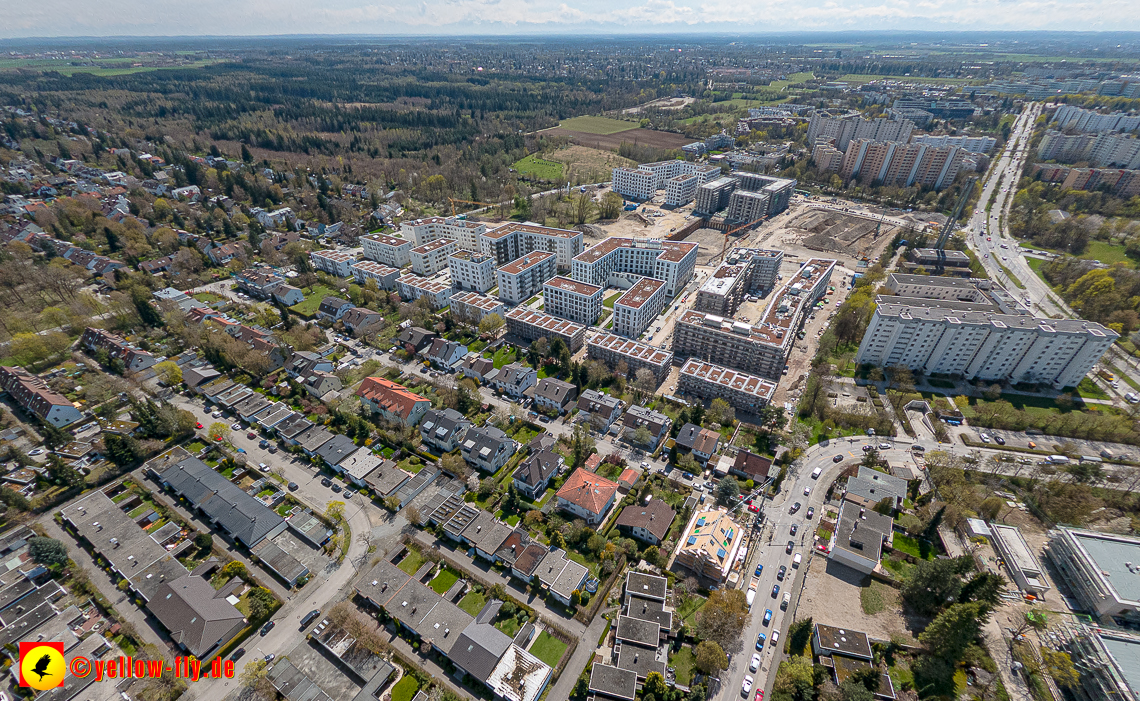 21.04.2023 - Luftbilder von der Baustelle Niederalmstraße 16 in Neuperlach